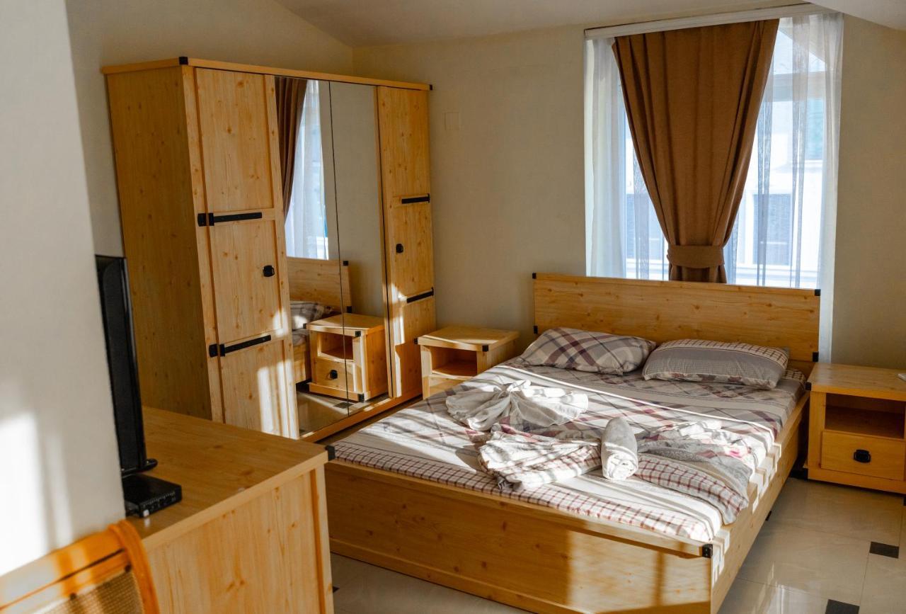 Hotel United Cagllavice 外观 照片