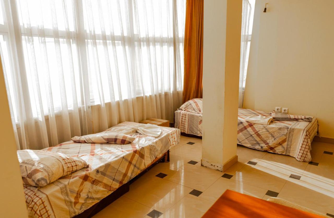 Hotel United Cagllavice 外观 照片