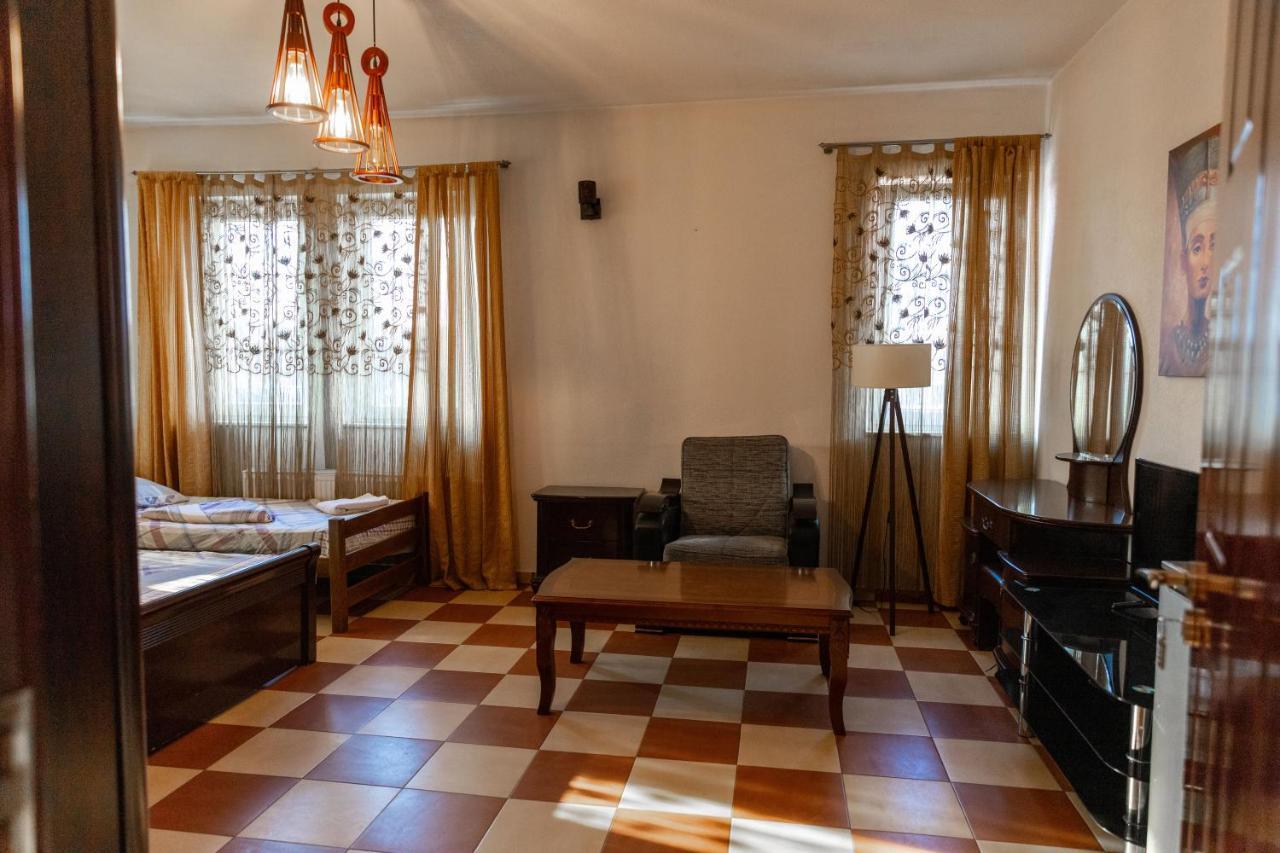 Hotel United Cagllavice 外观 照片